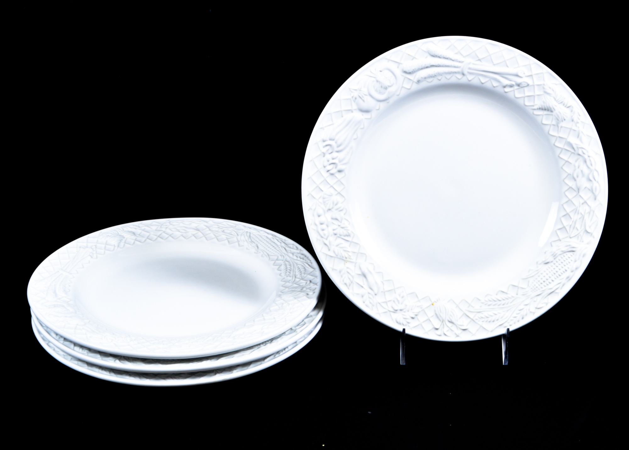Crate and Barrel Dinnerware Set