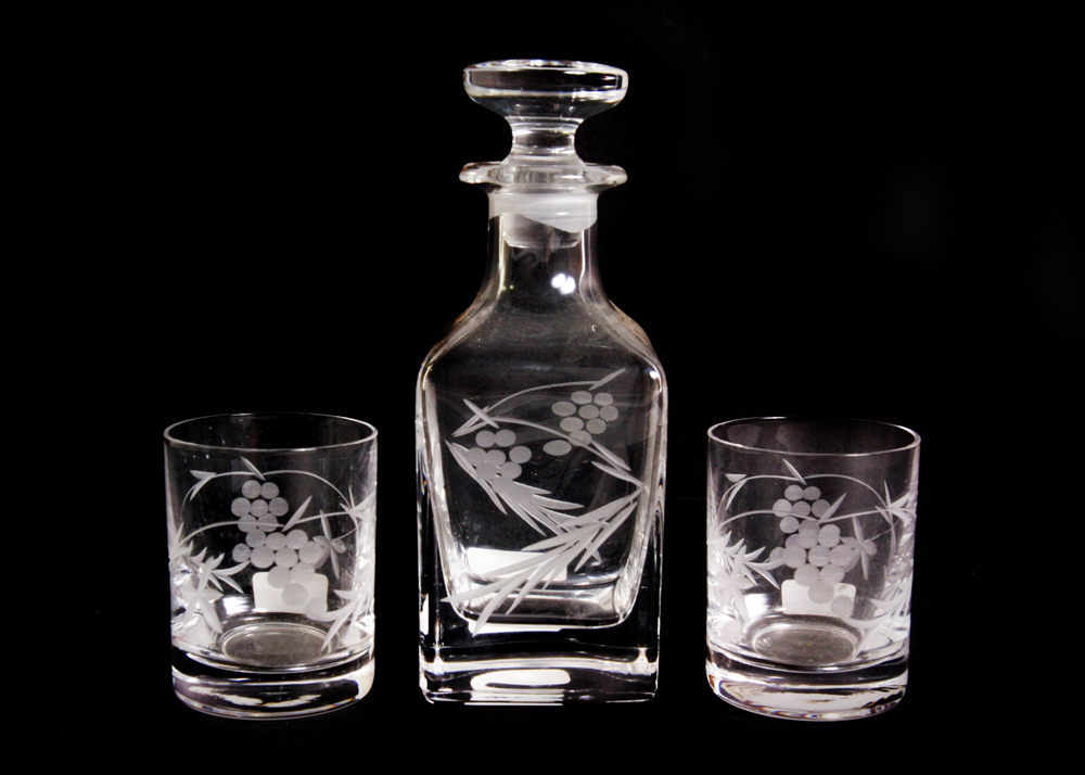 Duiske Irish Handcut Glass Bar Set
