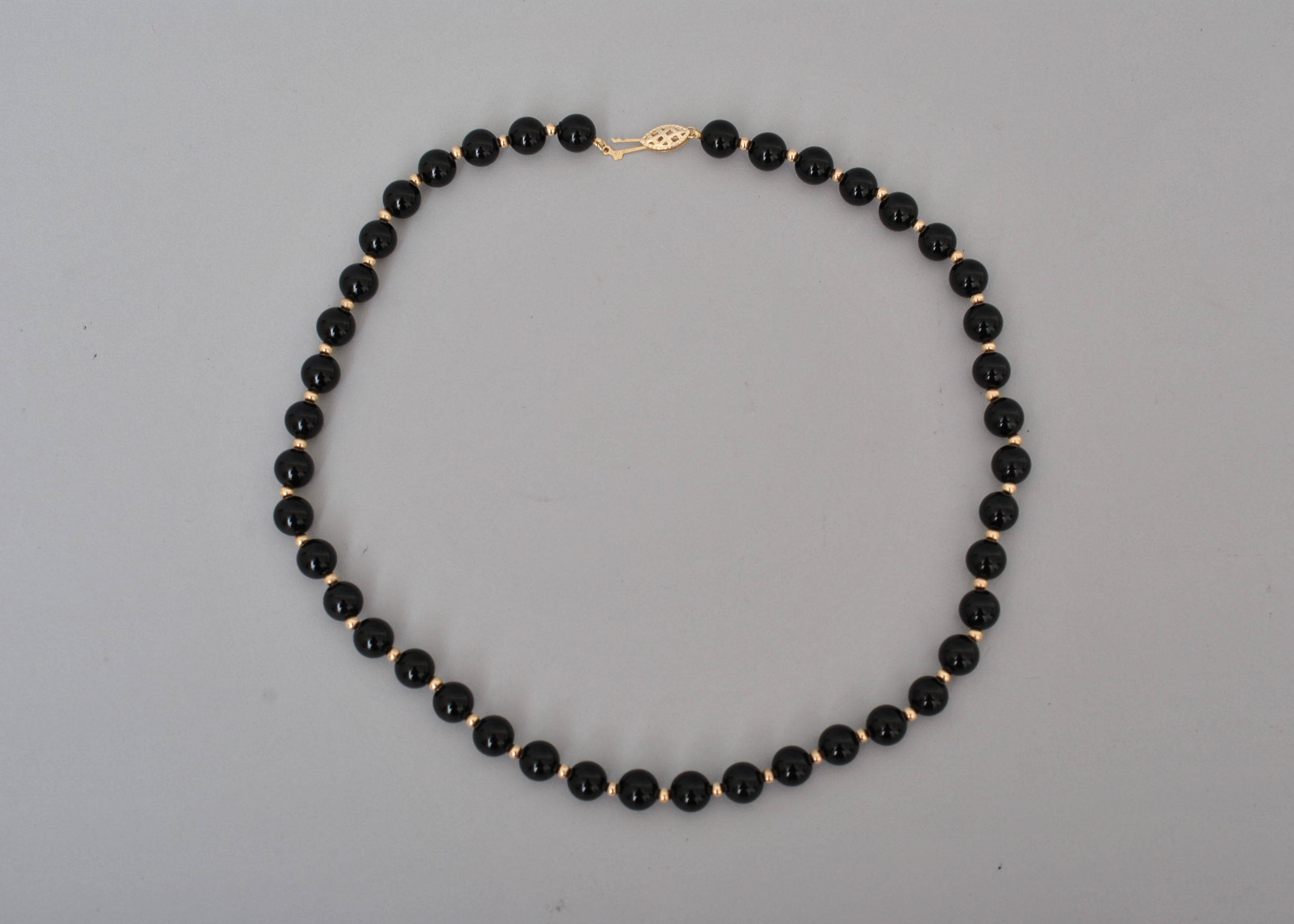 Onyx Beaded Necklace in 10k Gold
