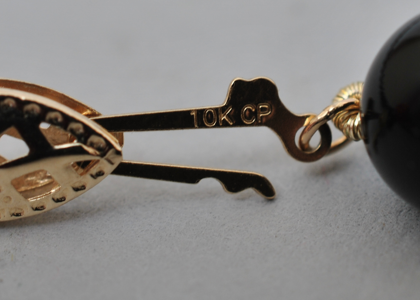 Onyx Beaded Necklace in 10k Gold