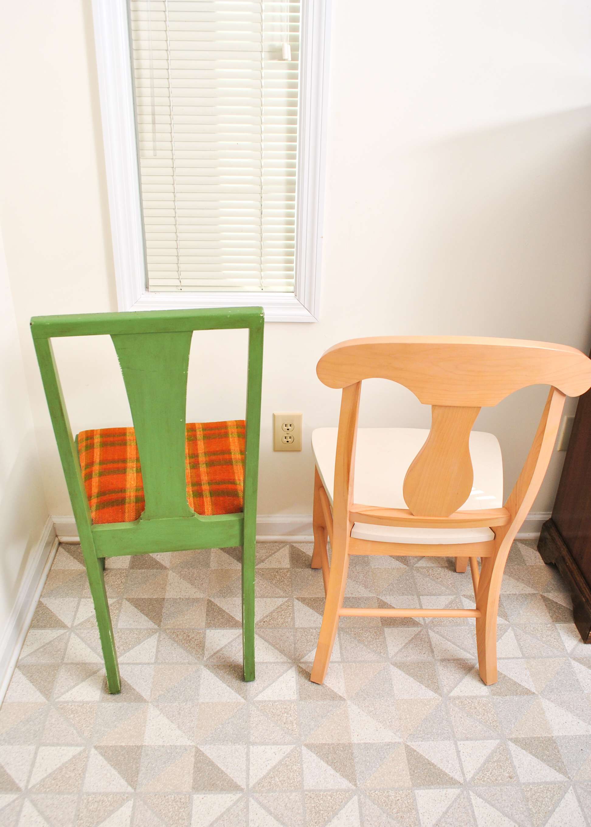 Painted Ash Pedestal Table & Four Chairs