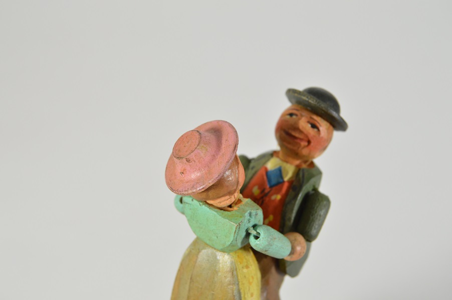 Anri Hand Carved Bottle Stopper