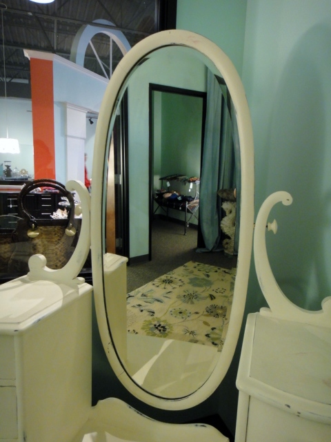 Vintage White Dresser Vanity With Oval Mirror