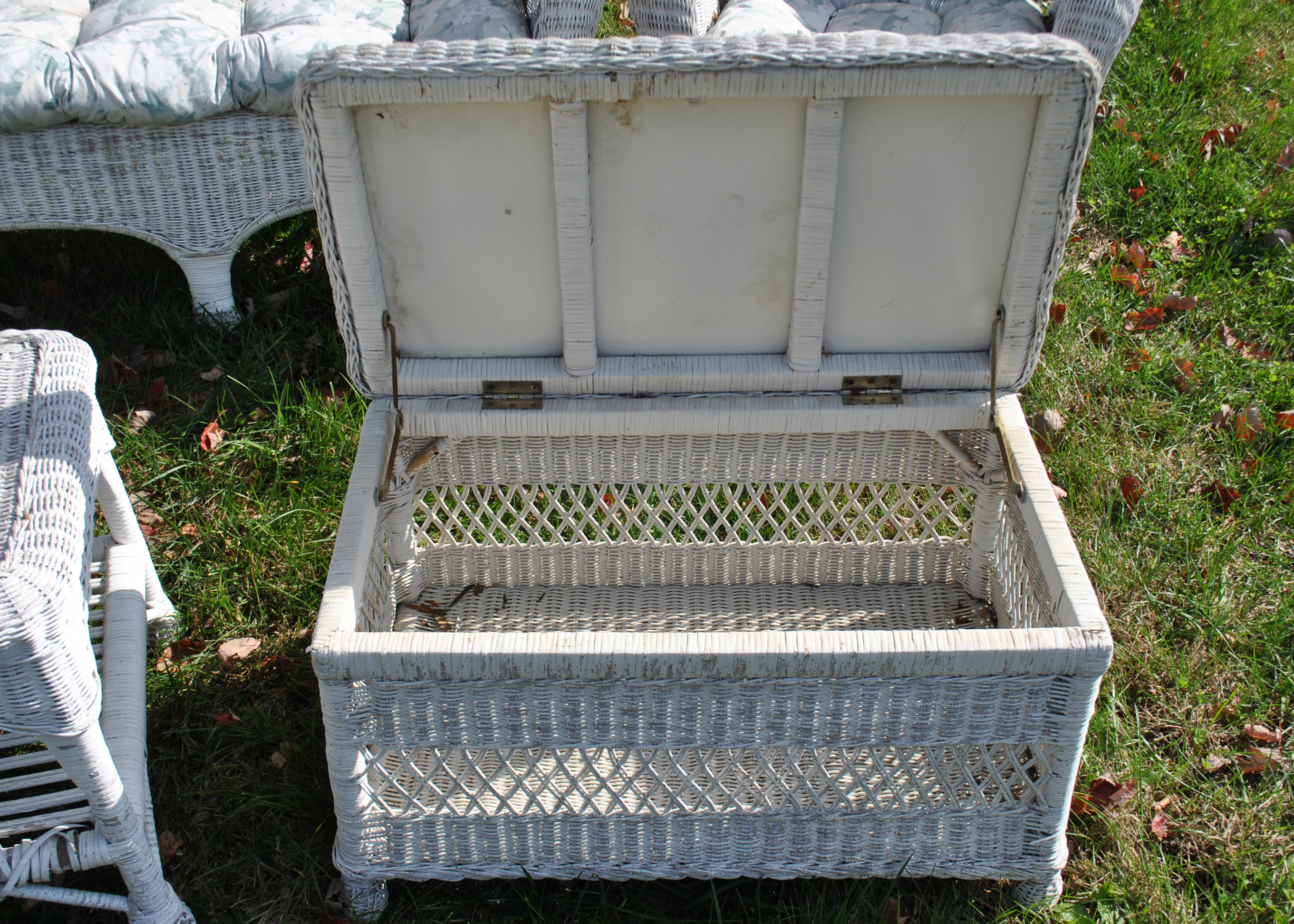 Five Piece Set of Outdoor Wicker Furniture