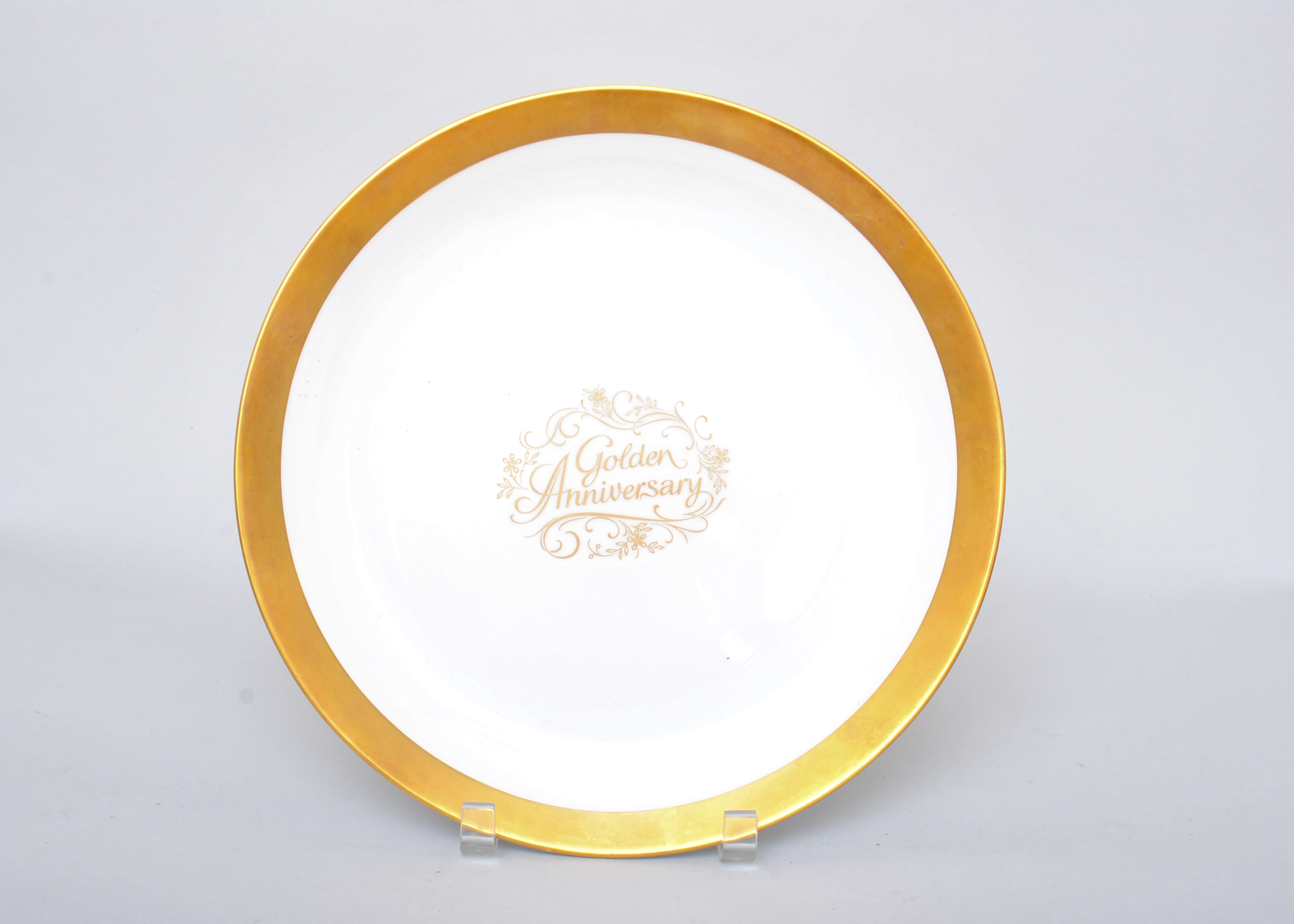 Glass and Ceramic Dish Assortment