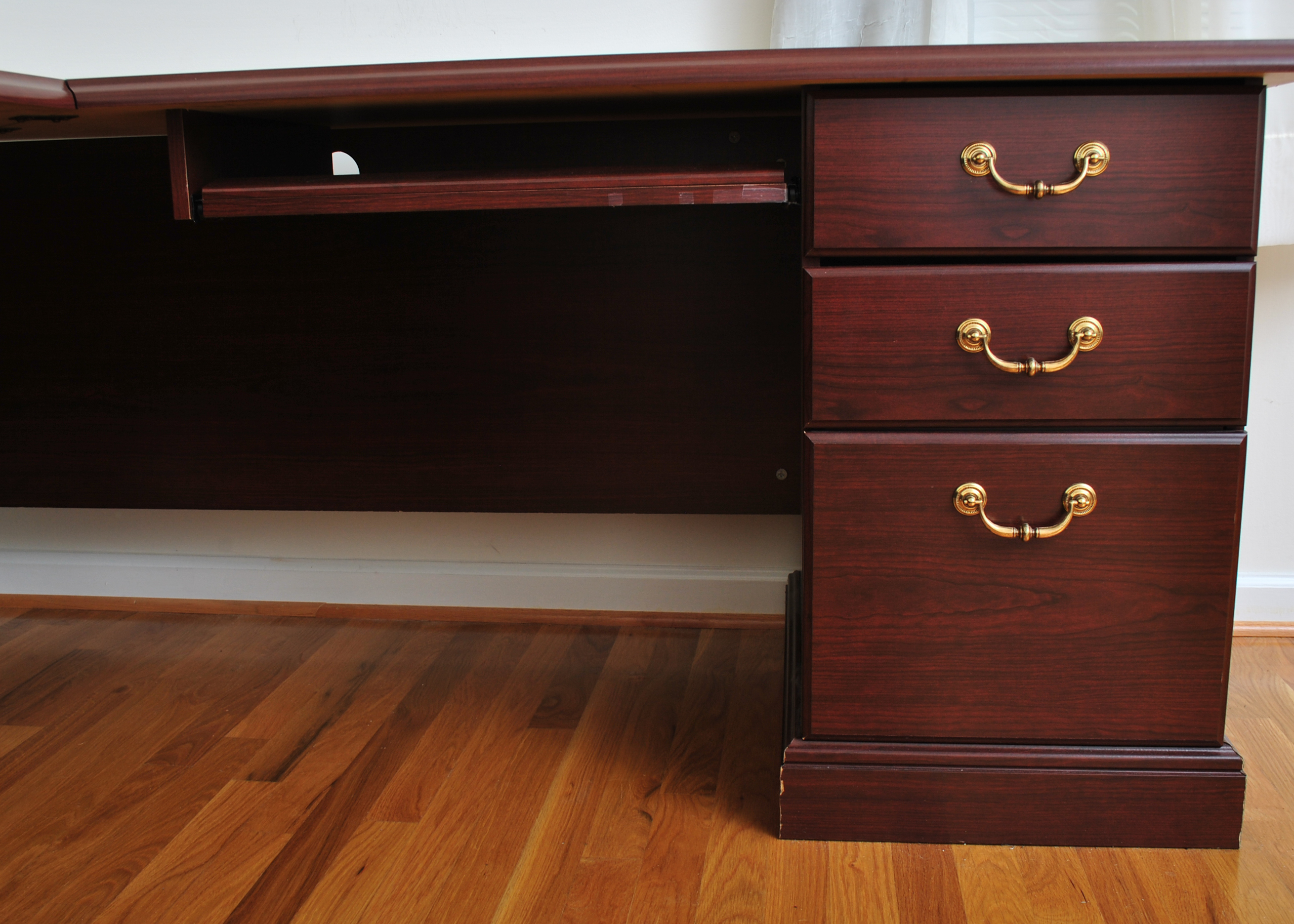 L-Shaped Corner Desk and Office Cabinet