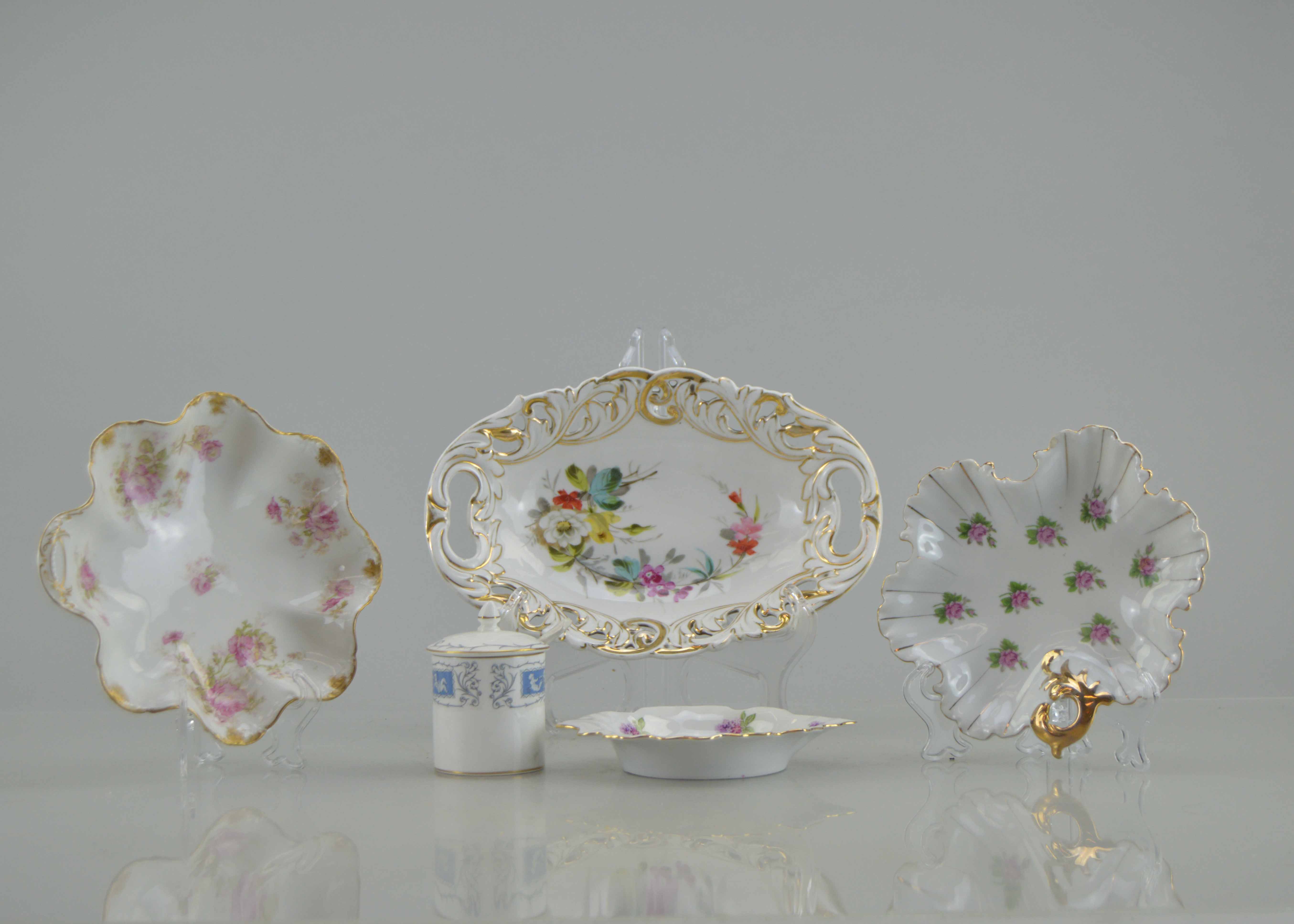 Gold-Rimmed China Collection