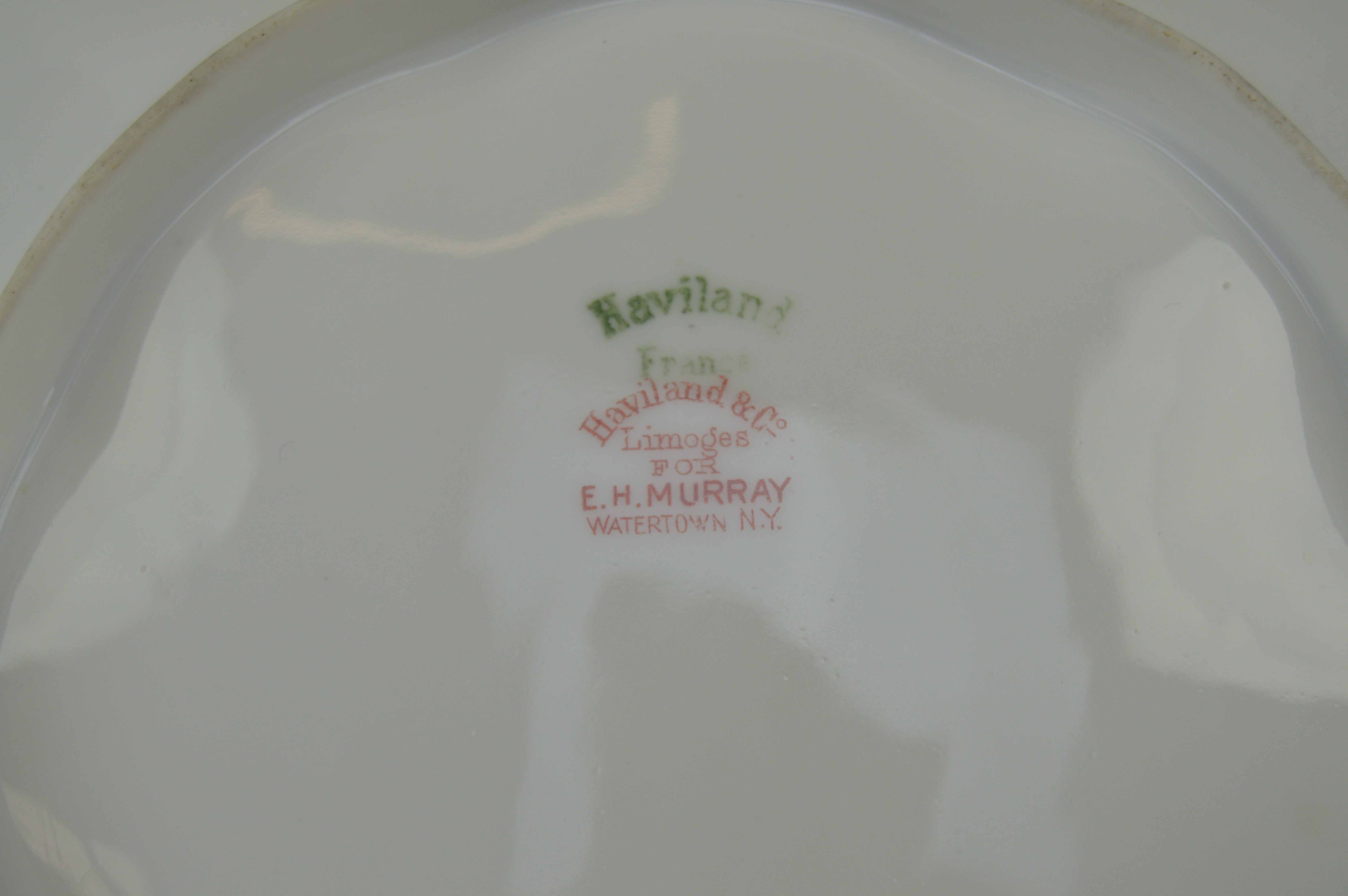 Gold-Rimmed China Collection