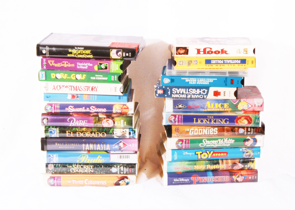 Collection of VHS Family and Disney Movies