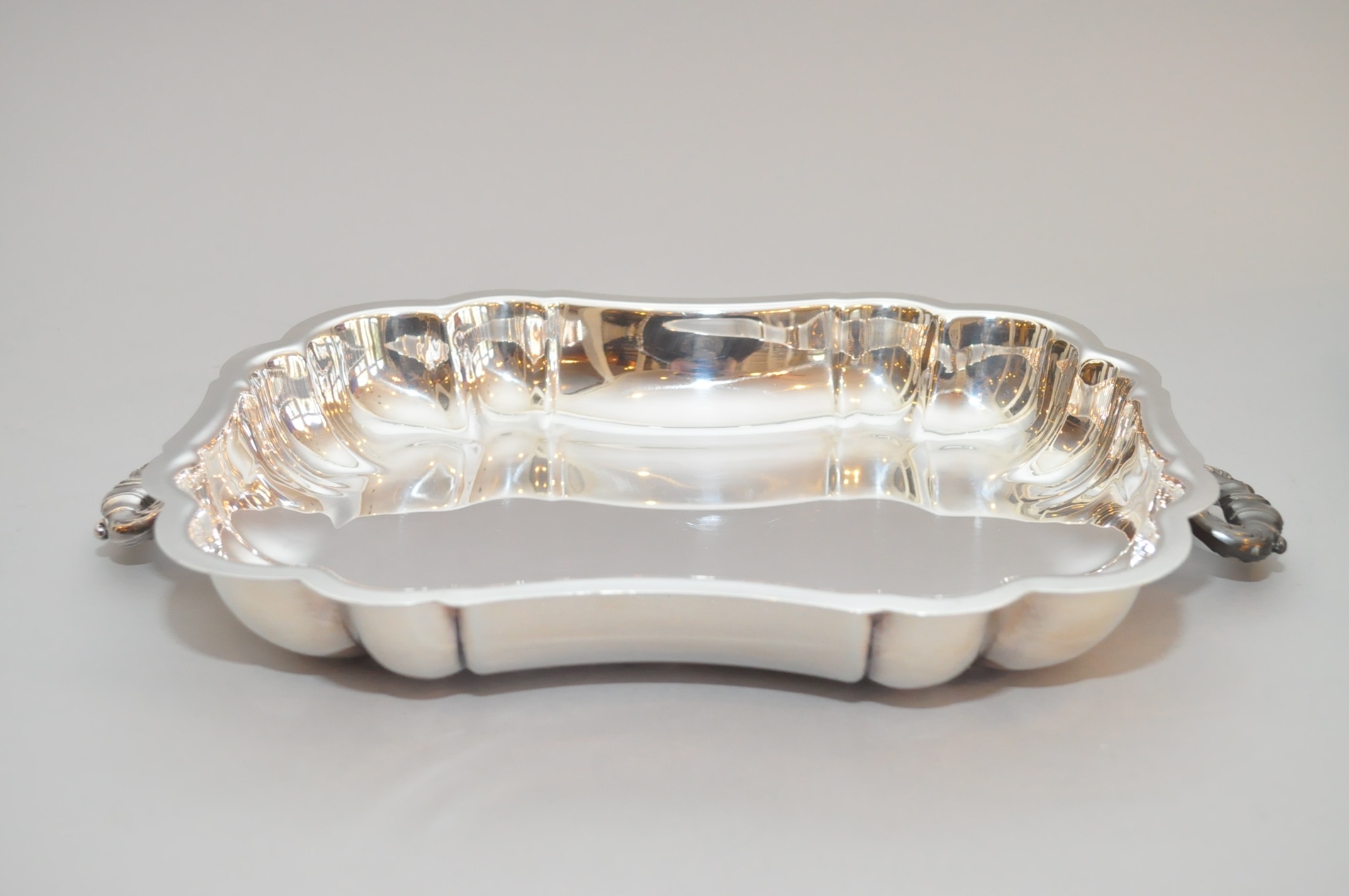 Poole Silver Co. Silver Plate Covered Dish