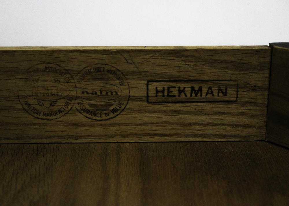 Hekman Round Side Table