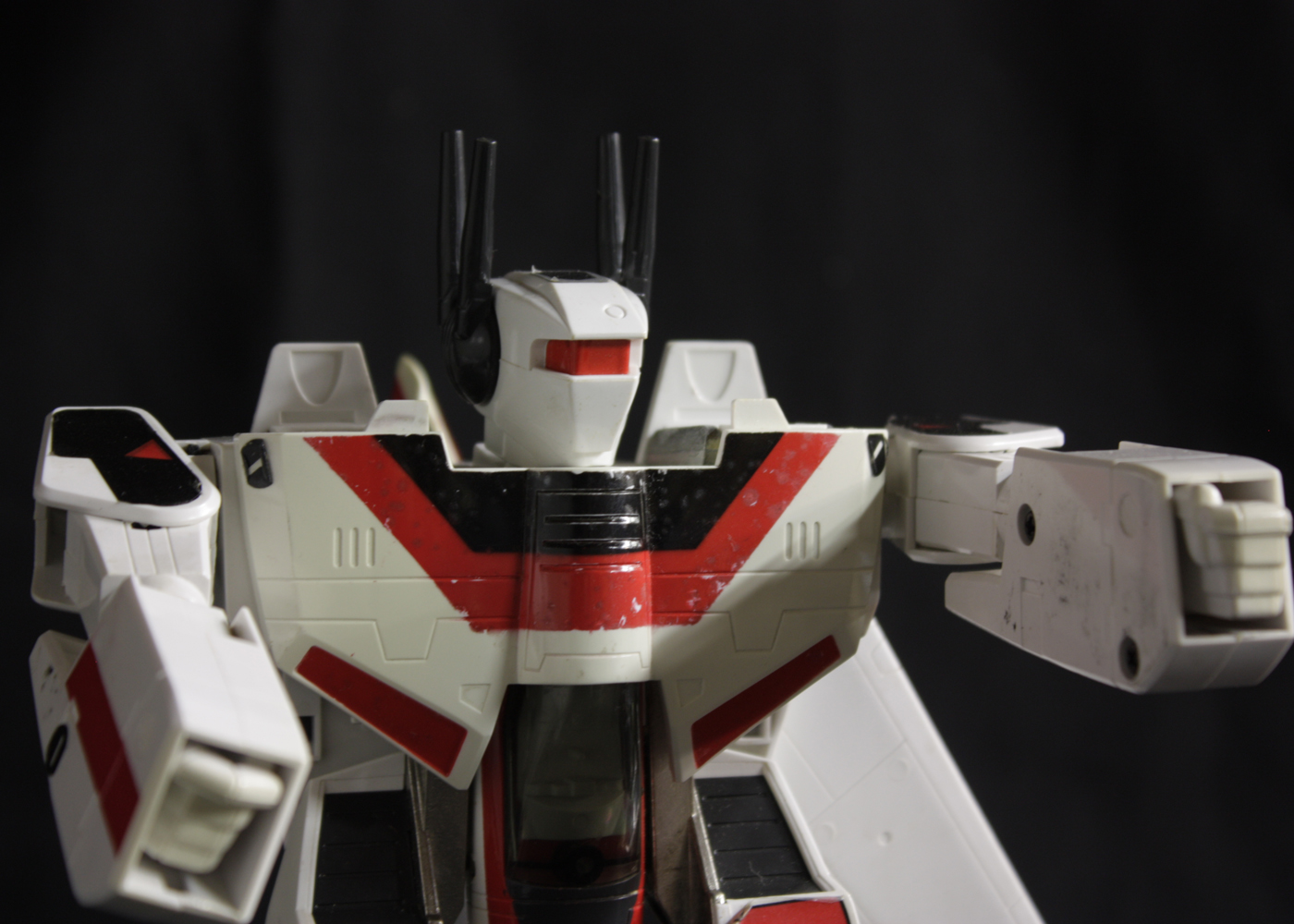 1984 Bandai Autobot Jeffire Transformer Toy