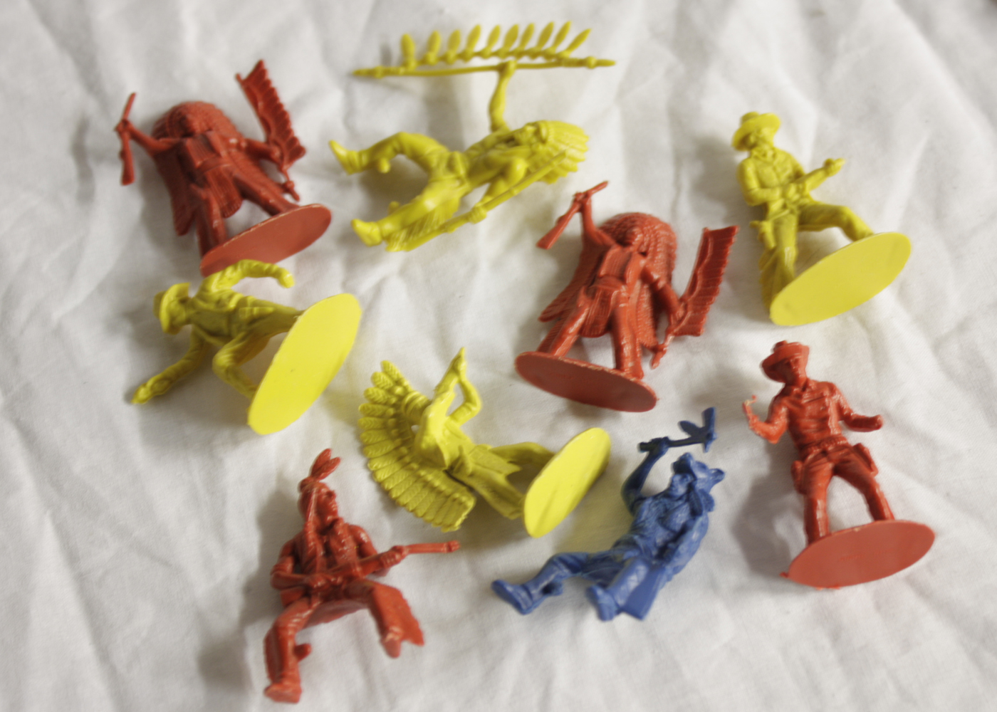 Vintage Plastic Toy Soldiers, Ninjas and Native American Warriors