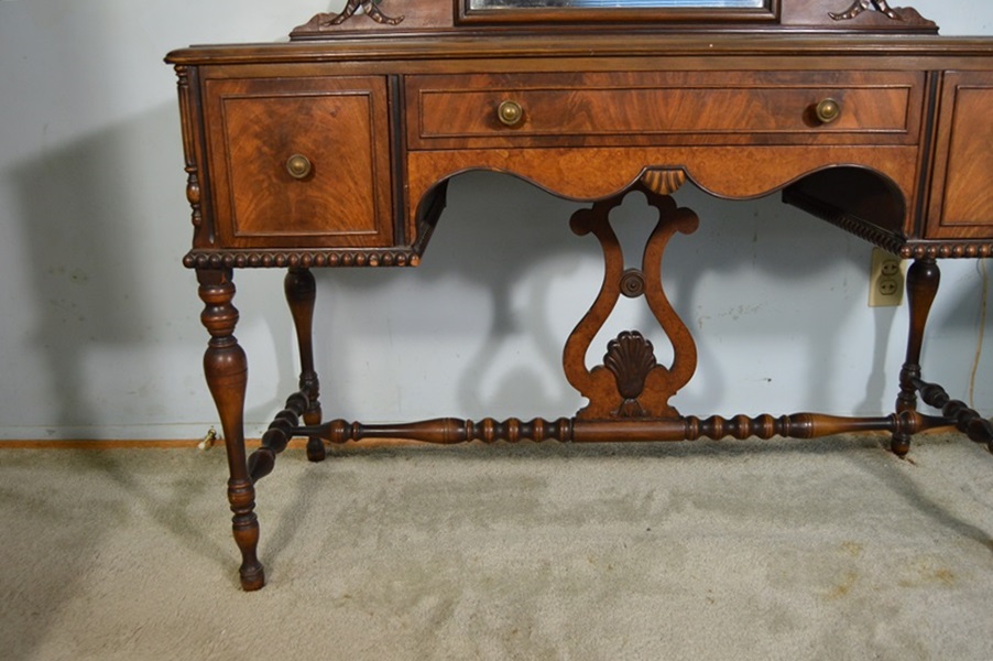 Berkey & Gay Mirrored Vanity