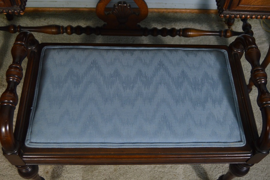 Berkey & Gay Mirrored Vanity