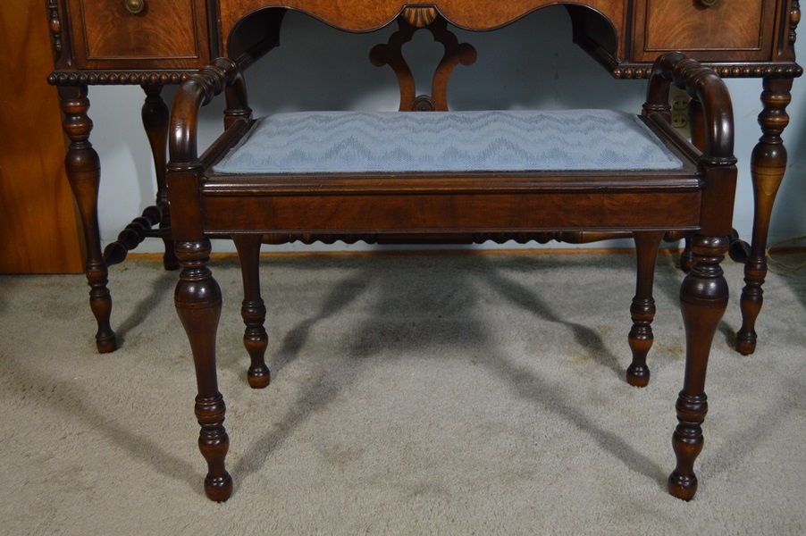 Berkey & Gay Mirrored Vanity