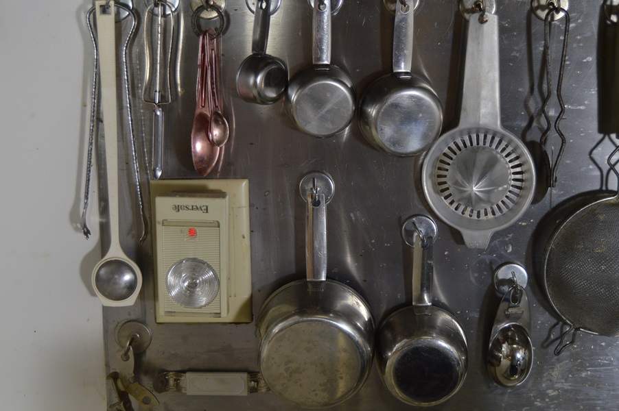 Kitchenalia Clean Out Lot