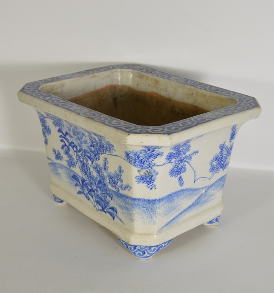 Asain Blue and White Porcelain Planter