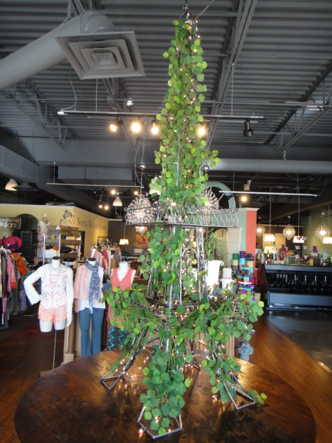 Zaer Ltd. International Eiffel Tower Plant Stand