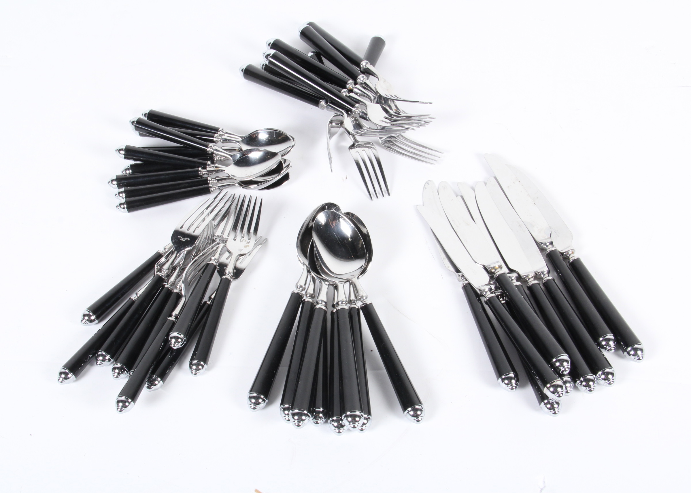 Mikasa Rondo Onyx Stainless Flatware Set