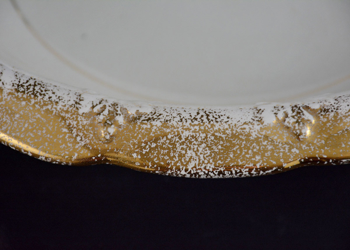 K.T. & Co. Semi-Vitreous Chamber Set