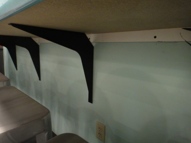 Turquoise Corian Counter with Supports