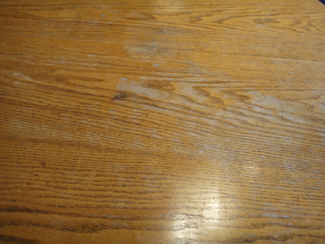 Antique Oak Round Table