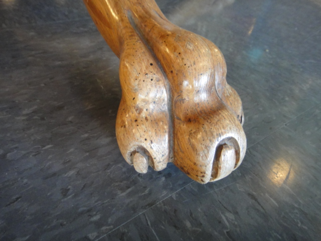 Antique Oak Round Table