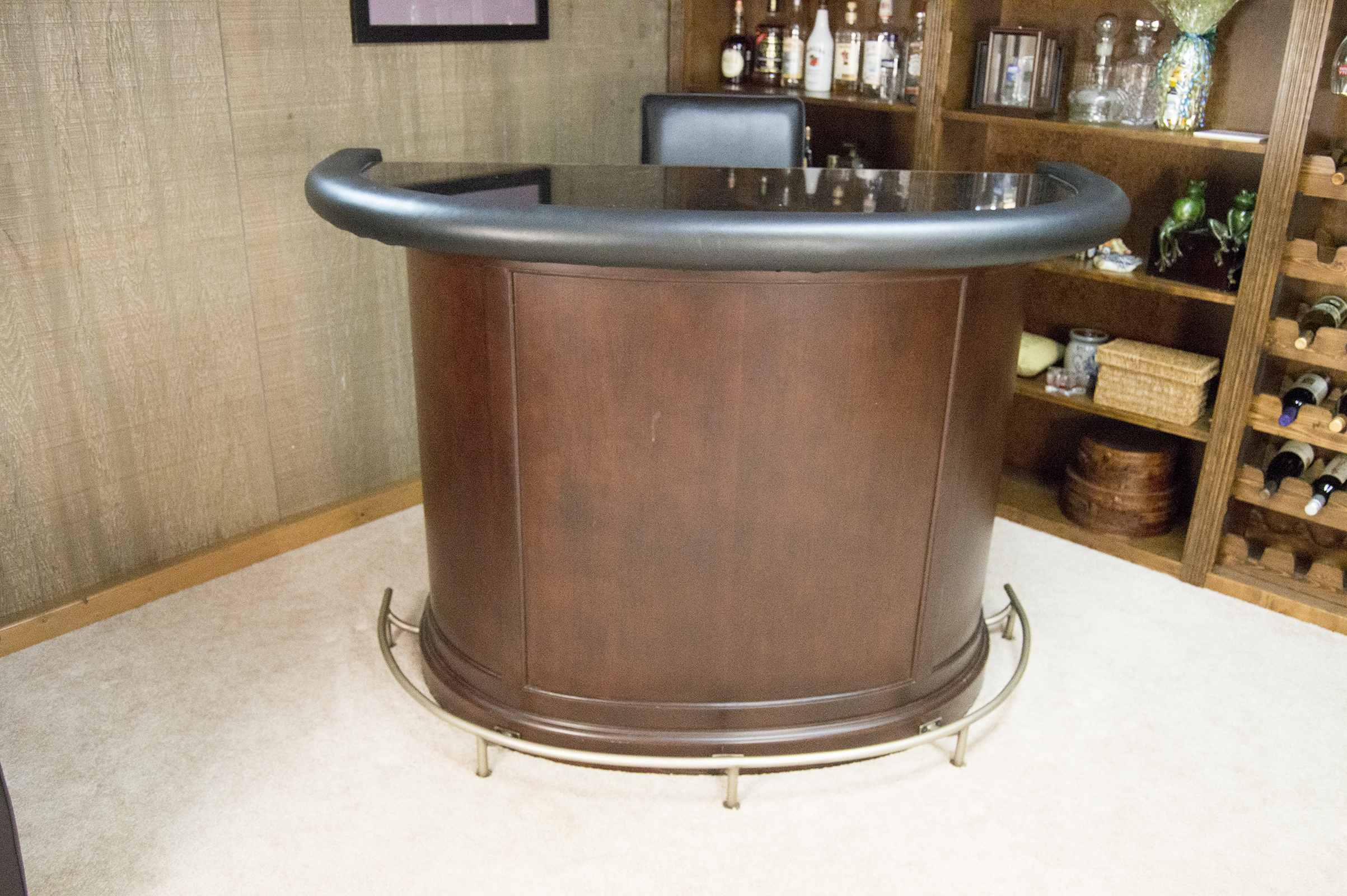 Movable Bar with Stools