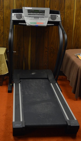 Nordictrack Tredmill C2000