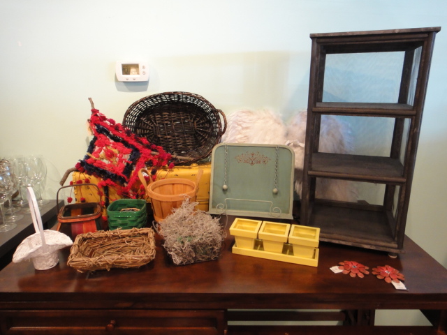 Baskets and Decorative Pieces