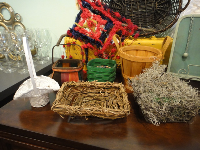 Baskets and Decorative Pieces