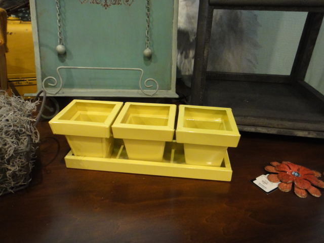 Baskets and Decorative Pieces