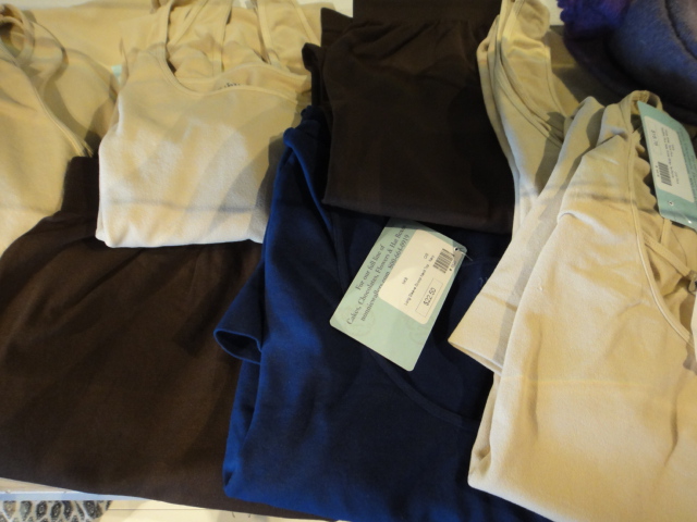 Nikibiki Leggings, Tops and Hats