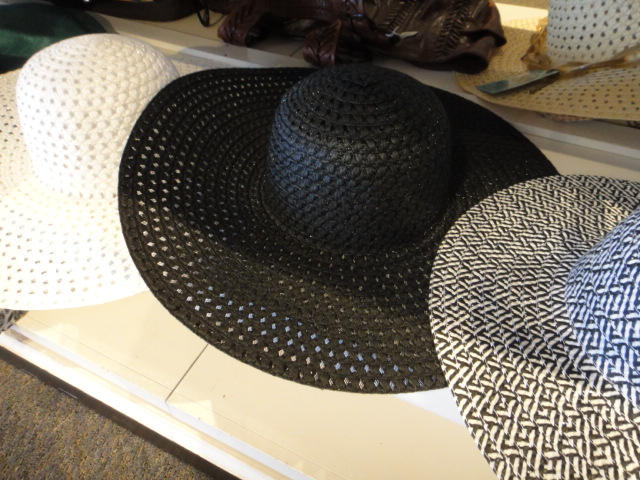 Nikibiki Leggings, Tops and Hats