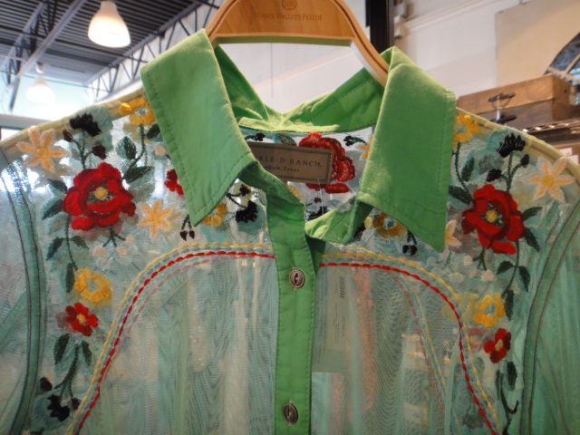 New Double D Ranchwear Carleen Embroidered Outfit Size M