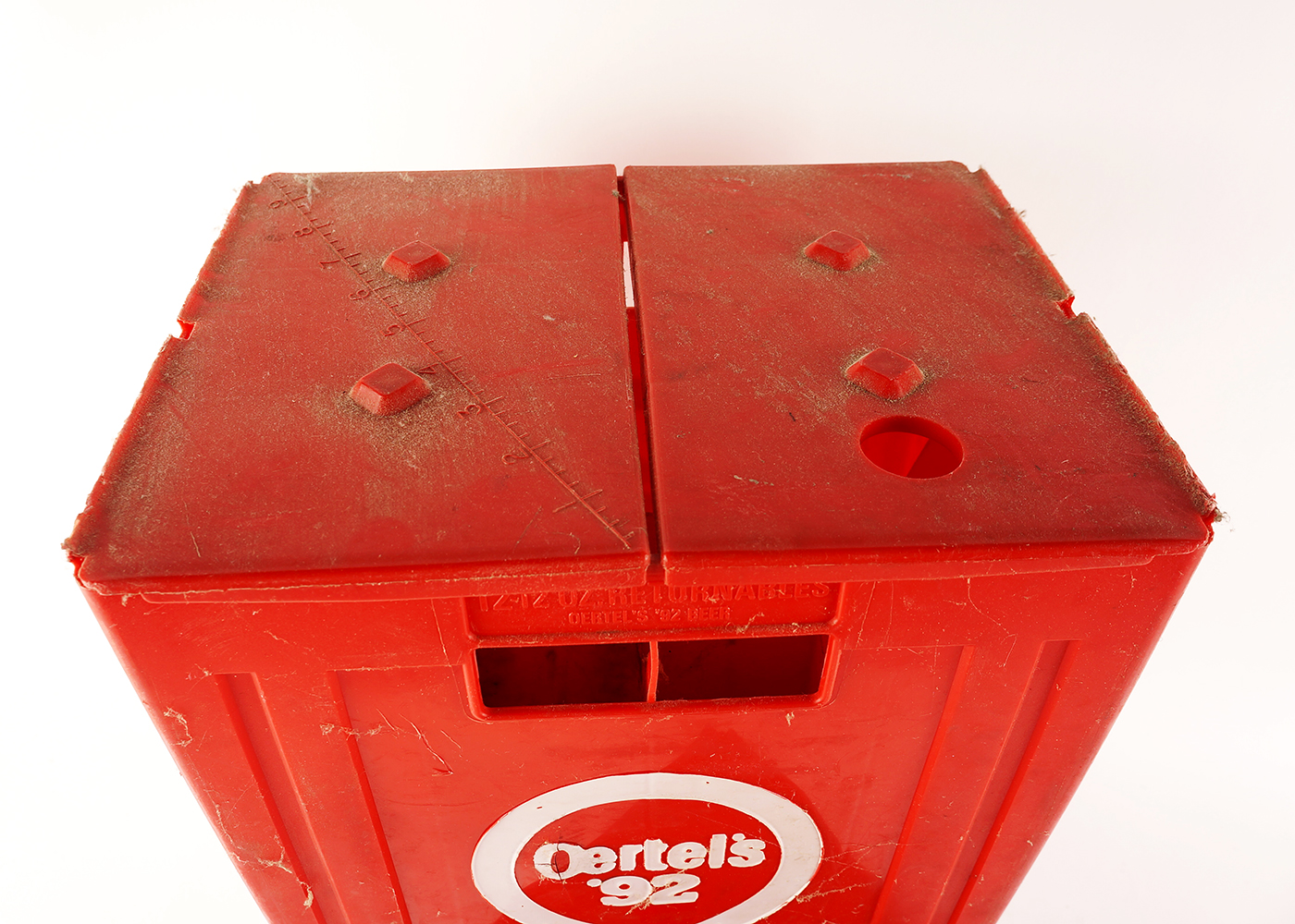 Oertel's 92 12-Pack Red Plastic Carriers