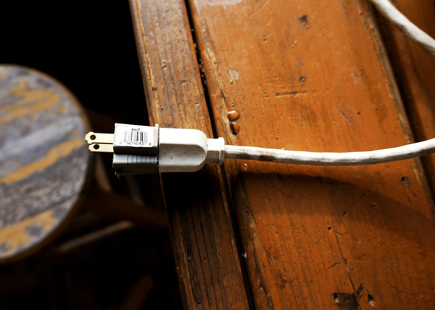 Indoor/Outdoor 24" Wall Mounted DuraFan