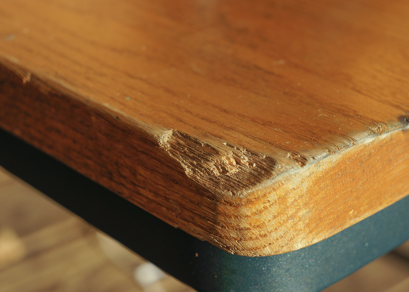 Oak Accent Dining Set