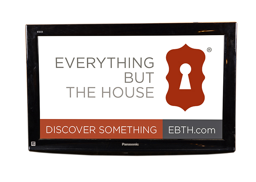 Panasonic 32" 720p LCD Television