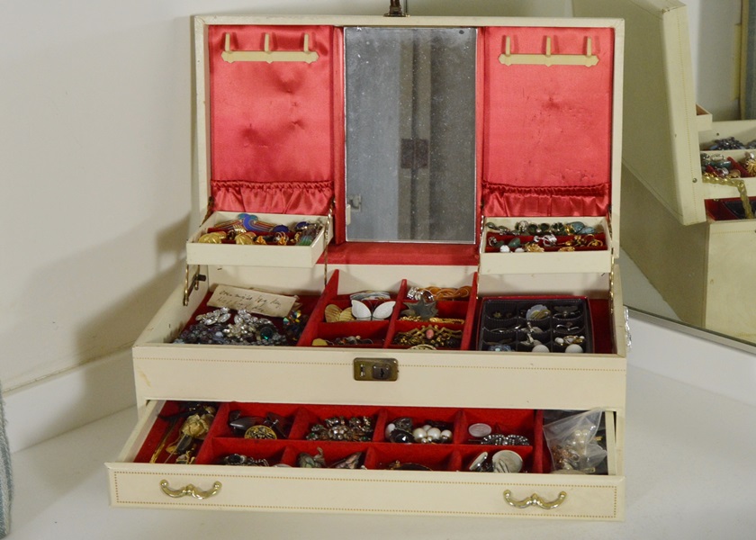 Assortment of Vintage Costume Jewelry in Jewelry Box