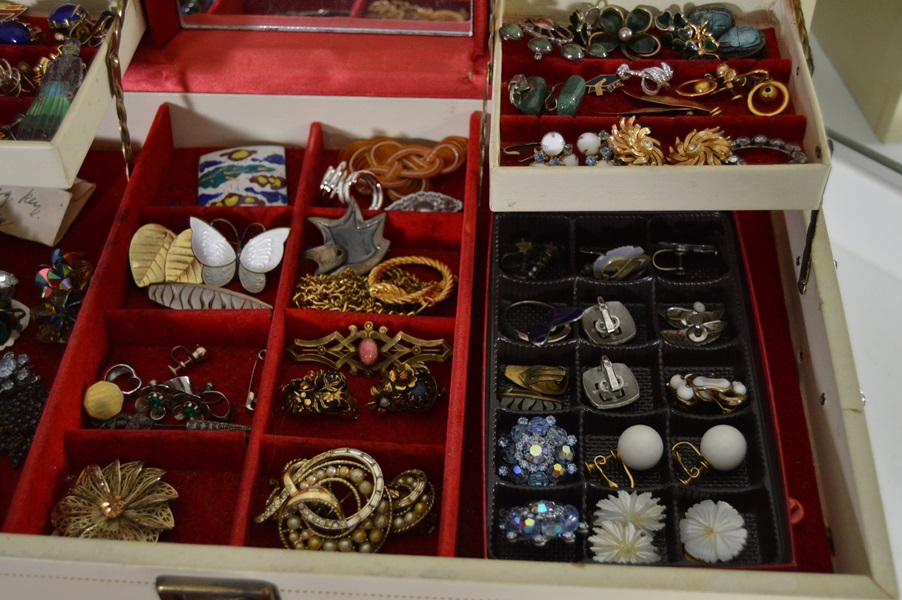 Assortment of Vintage Costume Jewelry in Jewelry Box