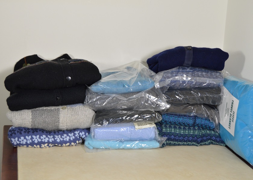 Assortment of Ladies XL Sweaters