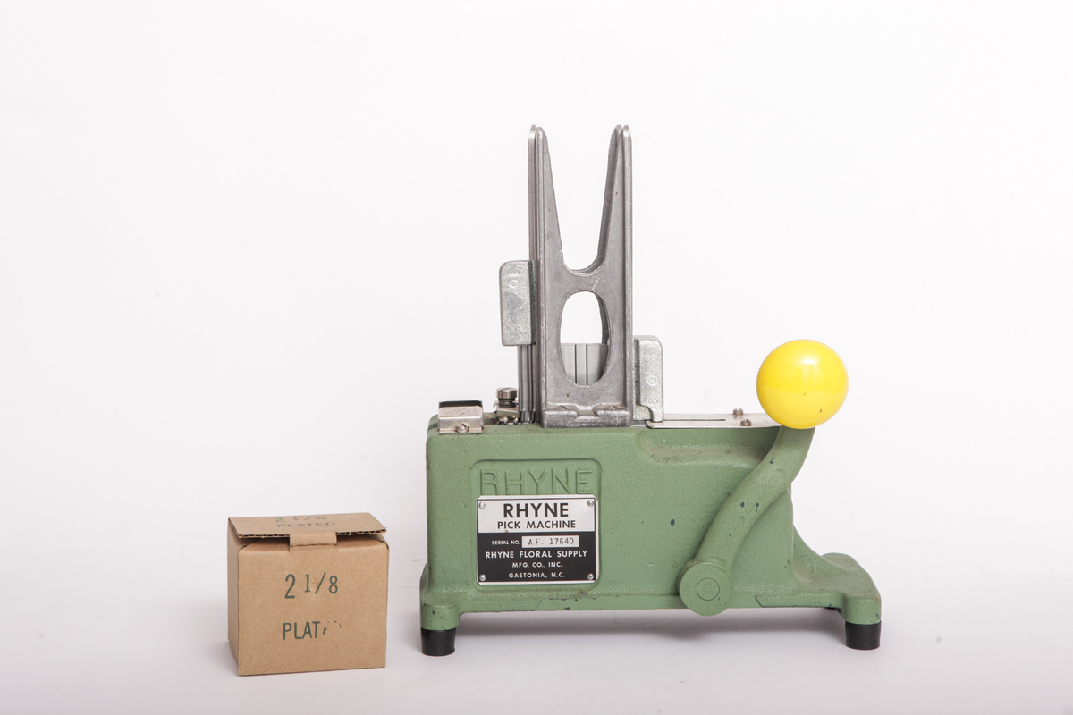 Vintage Rhyme Pick Machine