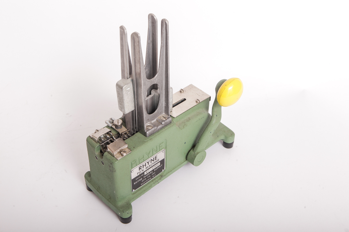 Vintage Rhyme Pick Machine