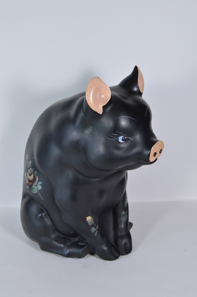 Assortment of Decorative Items