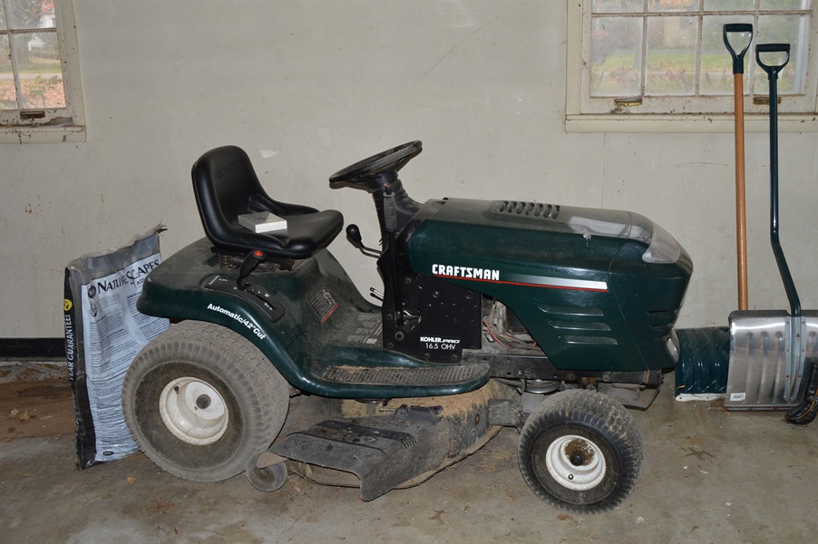Craftsman Tractor With 16.5 Kohler Pro OHV Engine