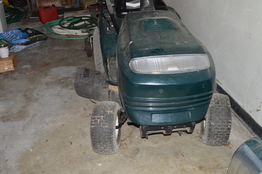 Craftsman Tractor With 16.5 Kohler Pro OHV Engine