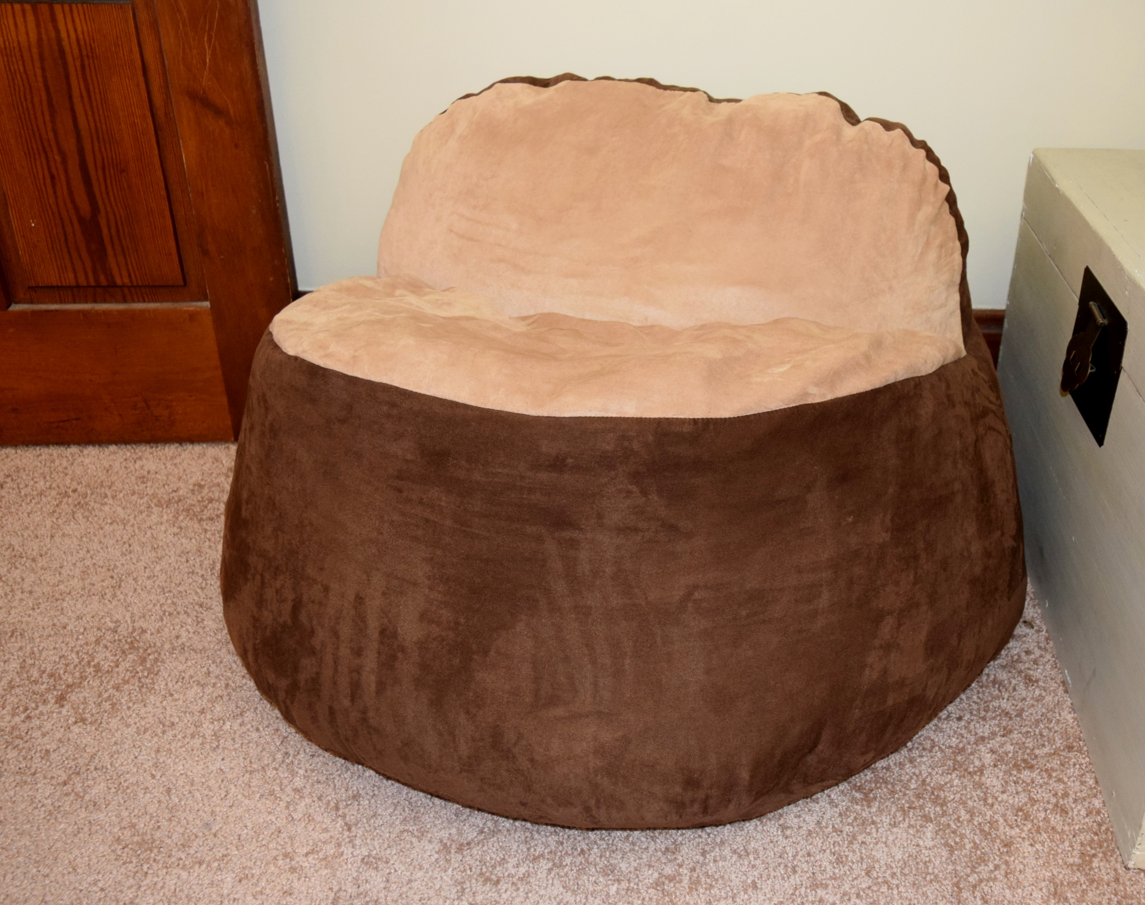 Comfy Brown FUF Foam Chair