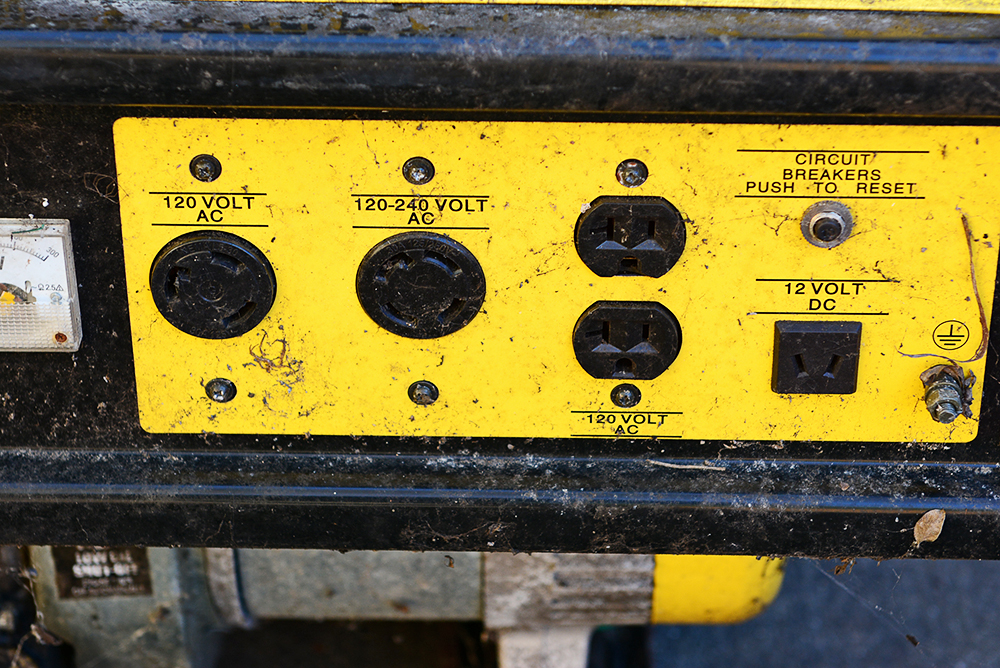 Champion 4800/5000 Watt Generator